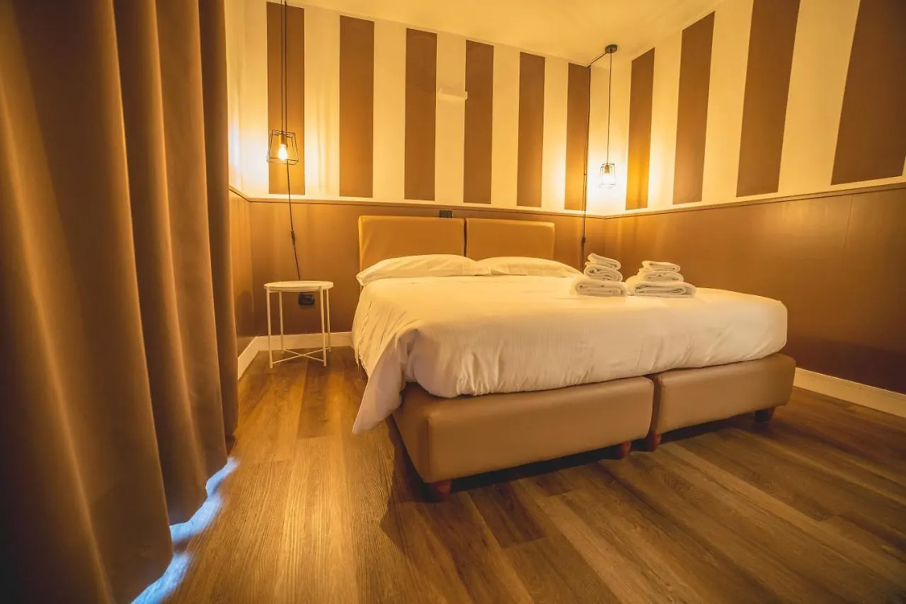Hotel Continental Reggio Calabria 4*,
